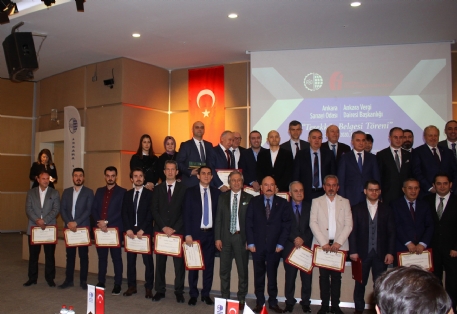 gelir-idaresi-baskanliginca-takdim-edilen-tesekkur-belgesi-odulumuzu-teslim-aldi349341.jpg