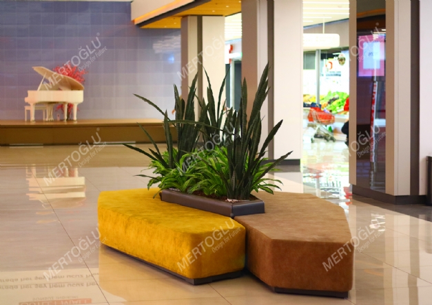 istanbul-deposite-avm347836453.jpg