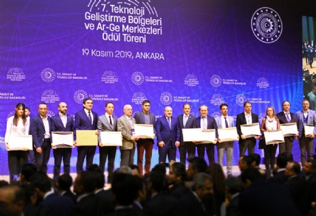 teknoloji-gelistirme-bolgeleri-ar-ge-merkezleri-ve-tasarim-merkezleri-odulune-la349749.jpg