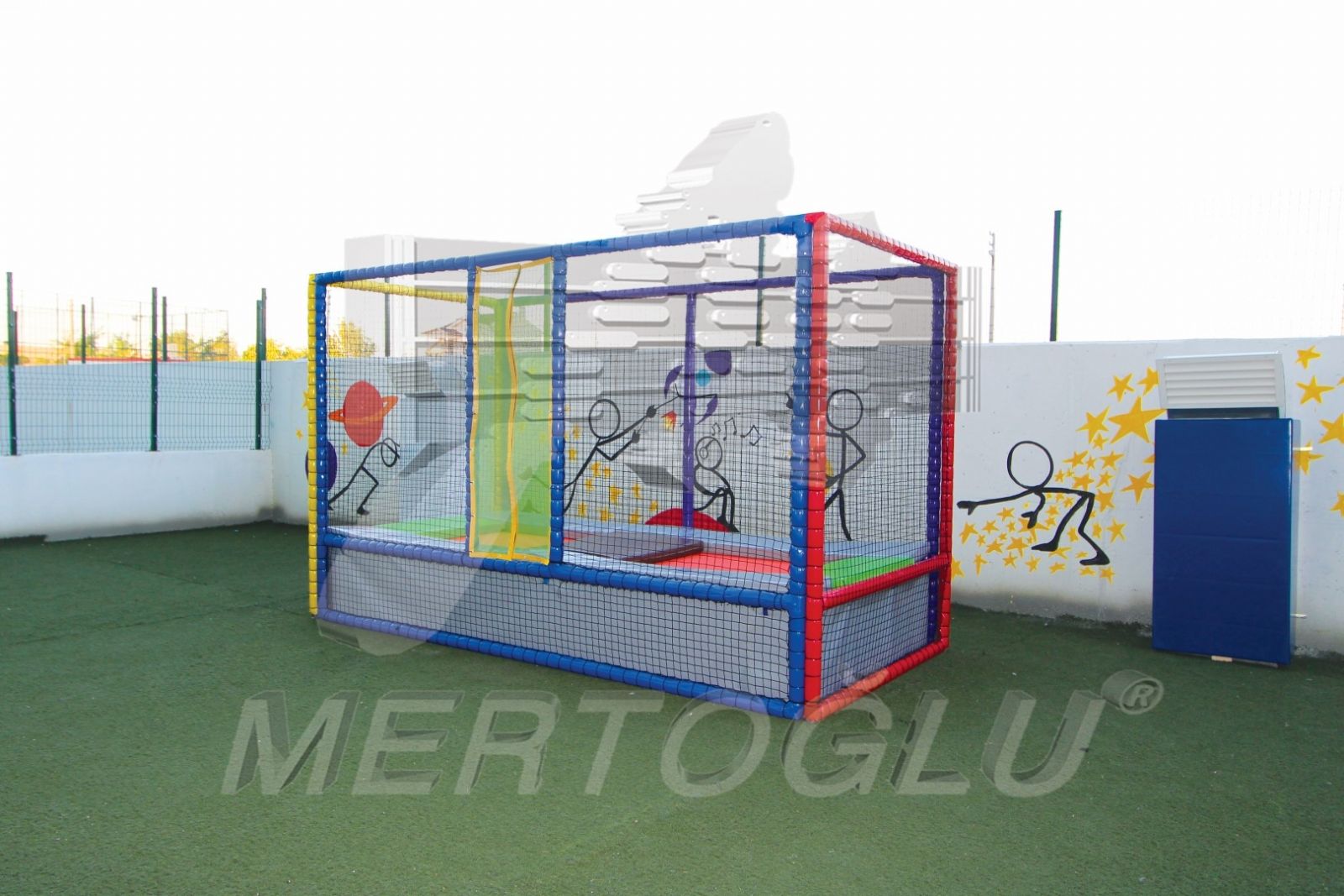 çocuk parkı trambolinler